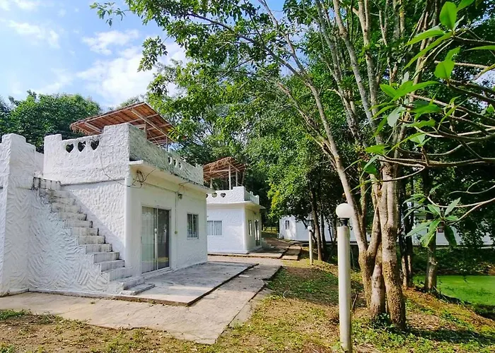 รีสอร์ท The Golden View